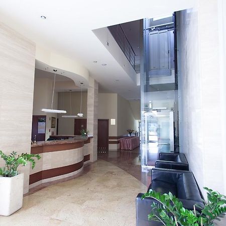Hotel Twins II Varşovia Exterior foto
