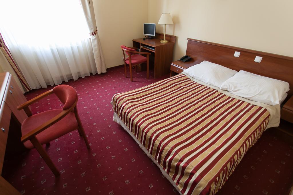 Hotel Twins II Varşovia Cameră foto