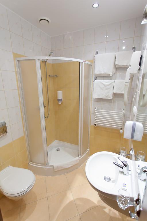 Hotel Twins II Varşovia Cameră foto