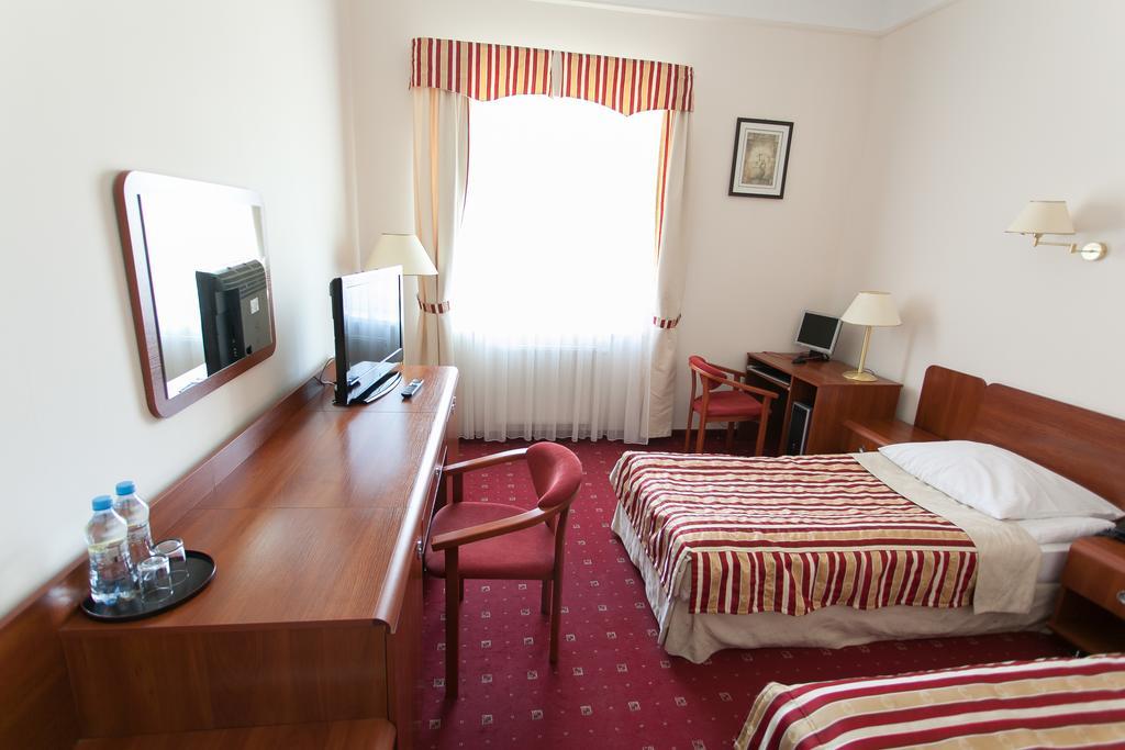 Hotel Twins II Varşovia Cameră foto